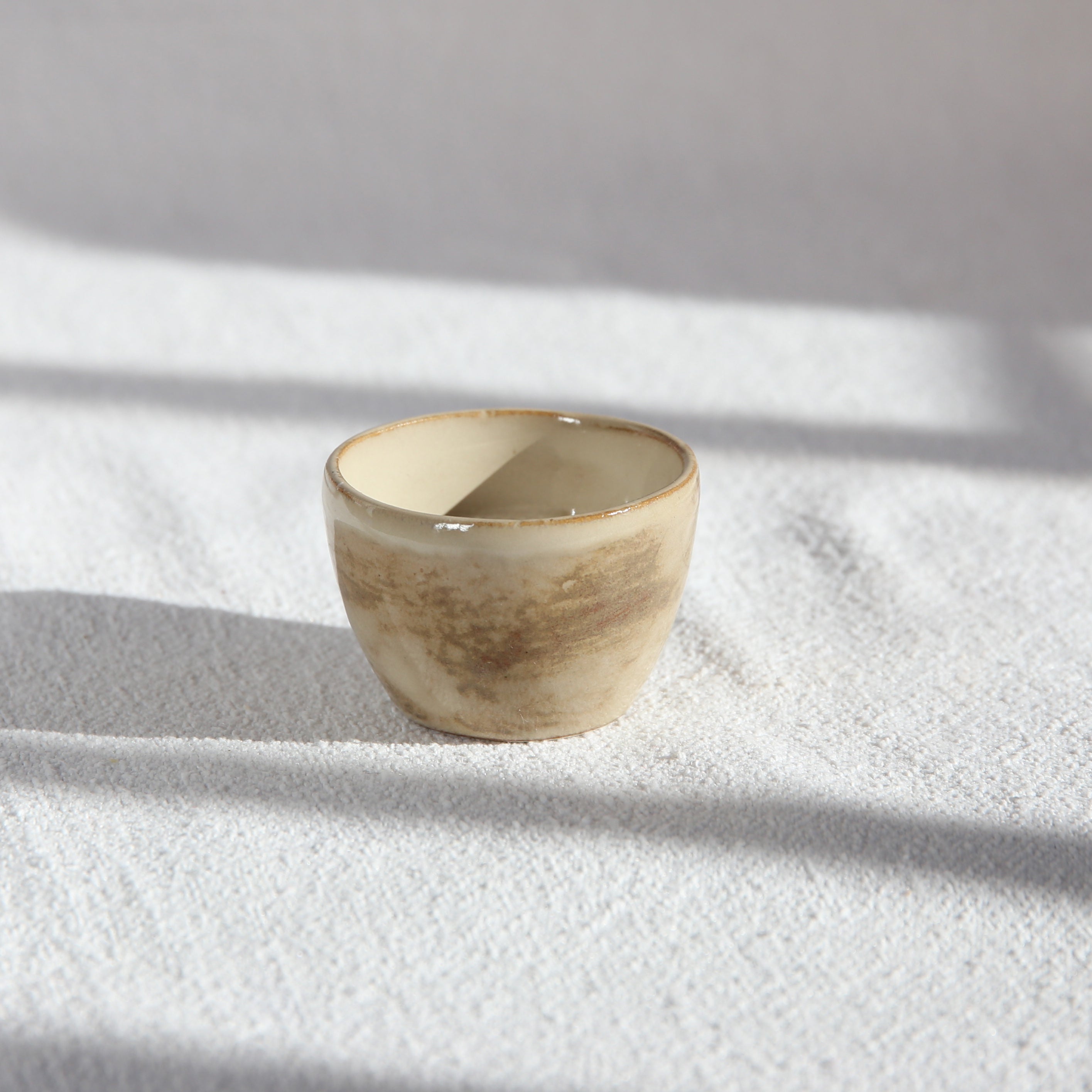 Espressotasse Sandstone in Creme und Sand handgemacht