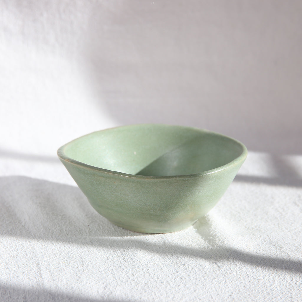 Milchkännchen Pure Pour in Cremeweiß handgefertigt