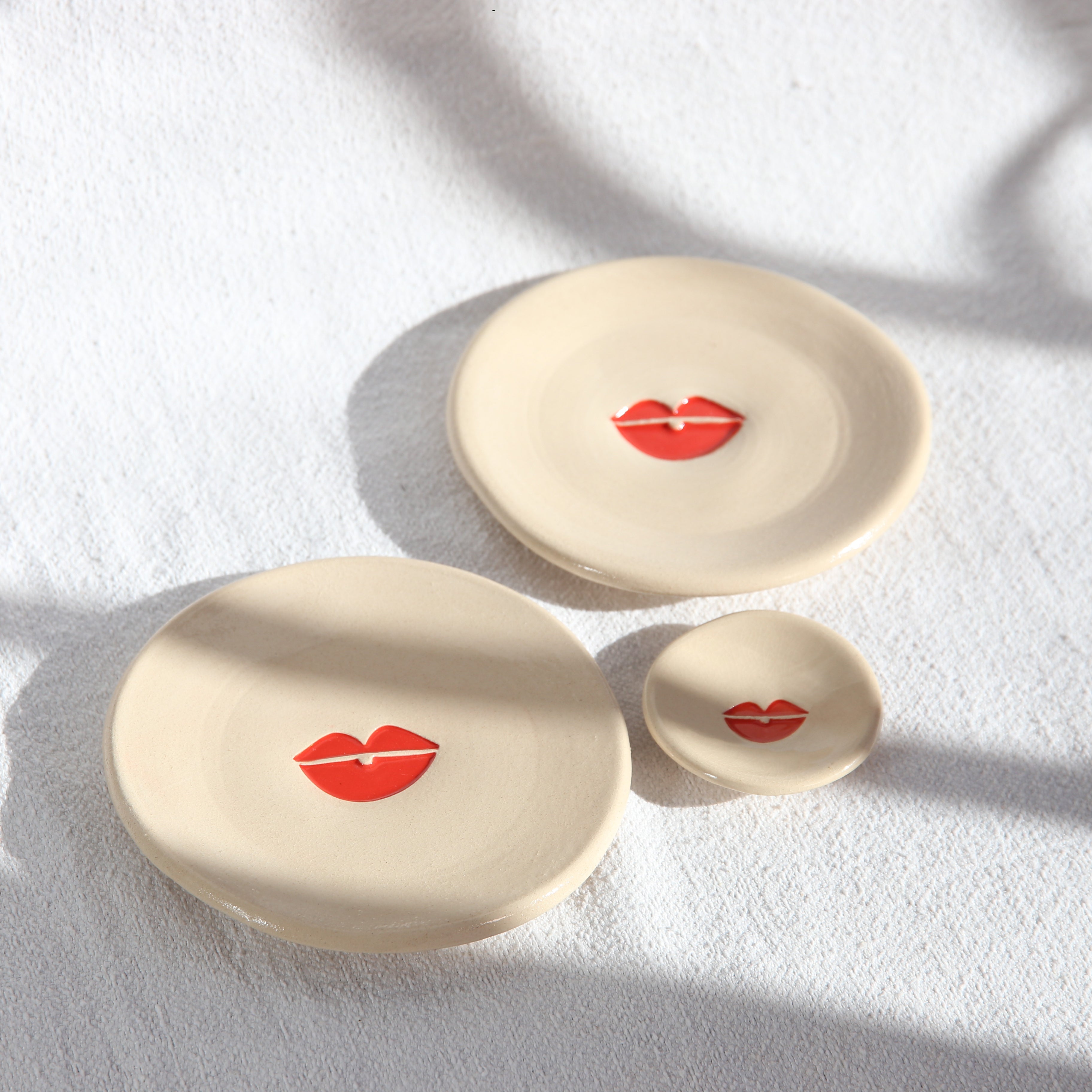 Handgefertigter Teller Clean Beauty Lip in Creme